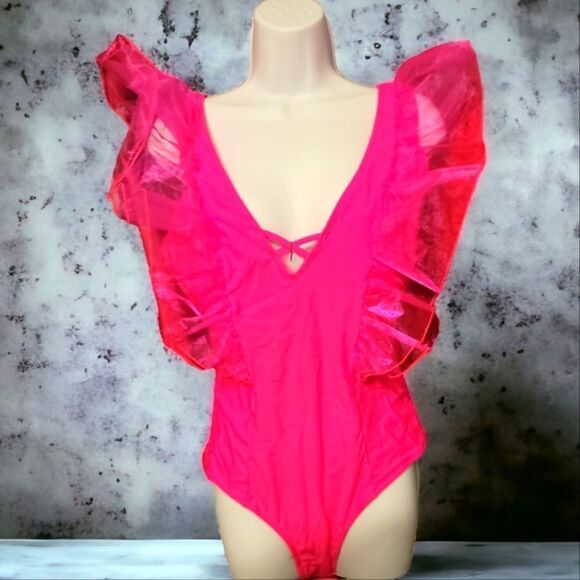 Elegant Pink Ruffle One-Piece Swimsuit - Picture 3 of 6